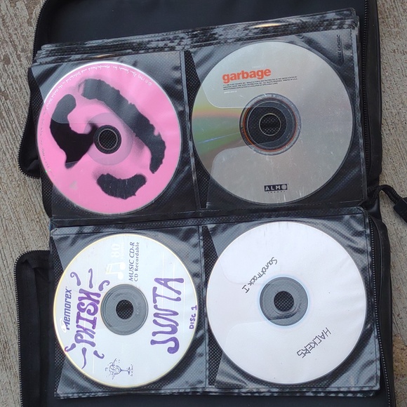 CD case full - Picture 13 of 16